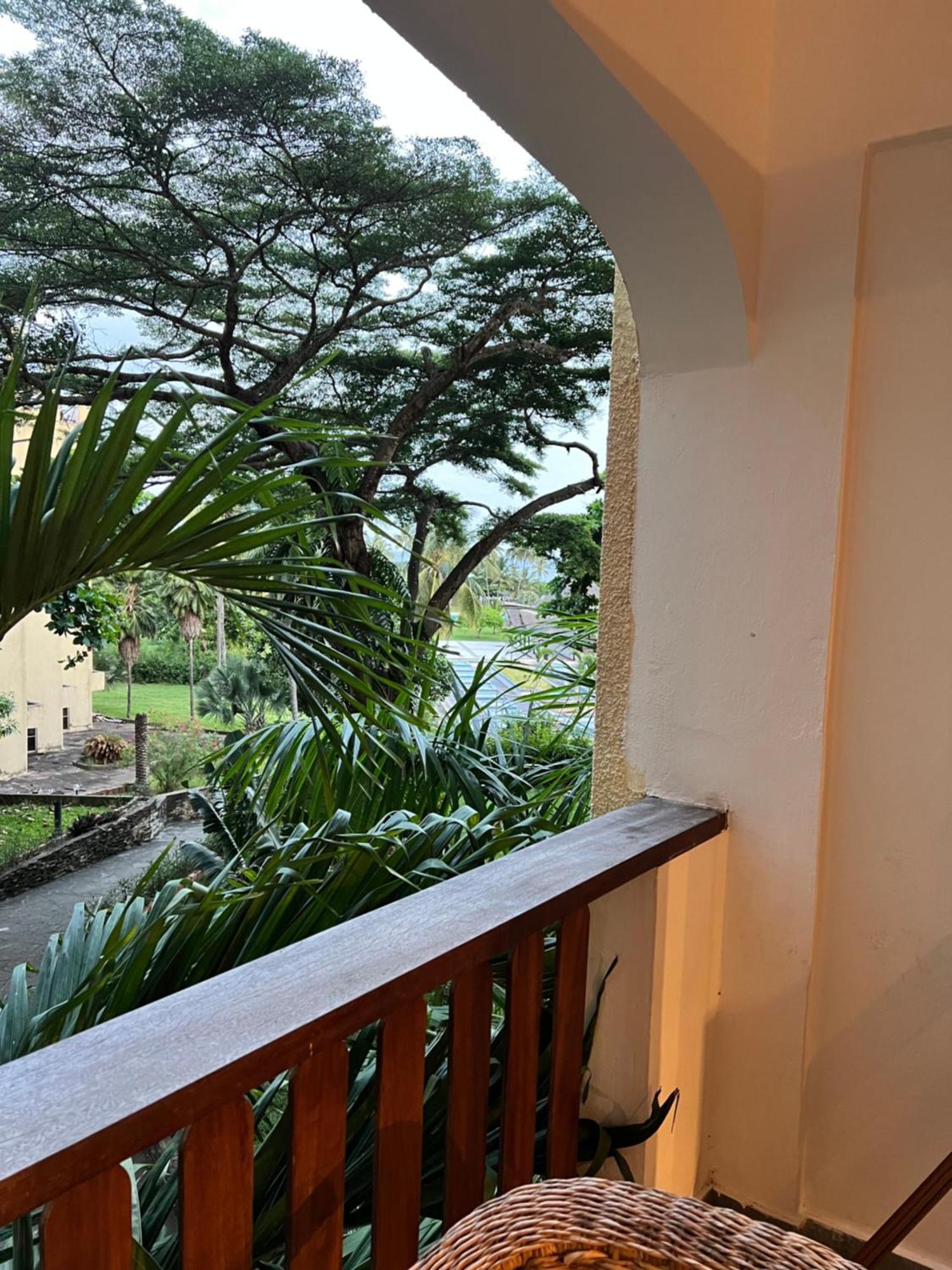 Baharia Blue Apartment Diani Beach