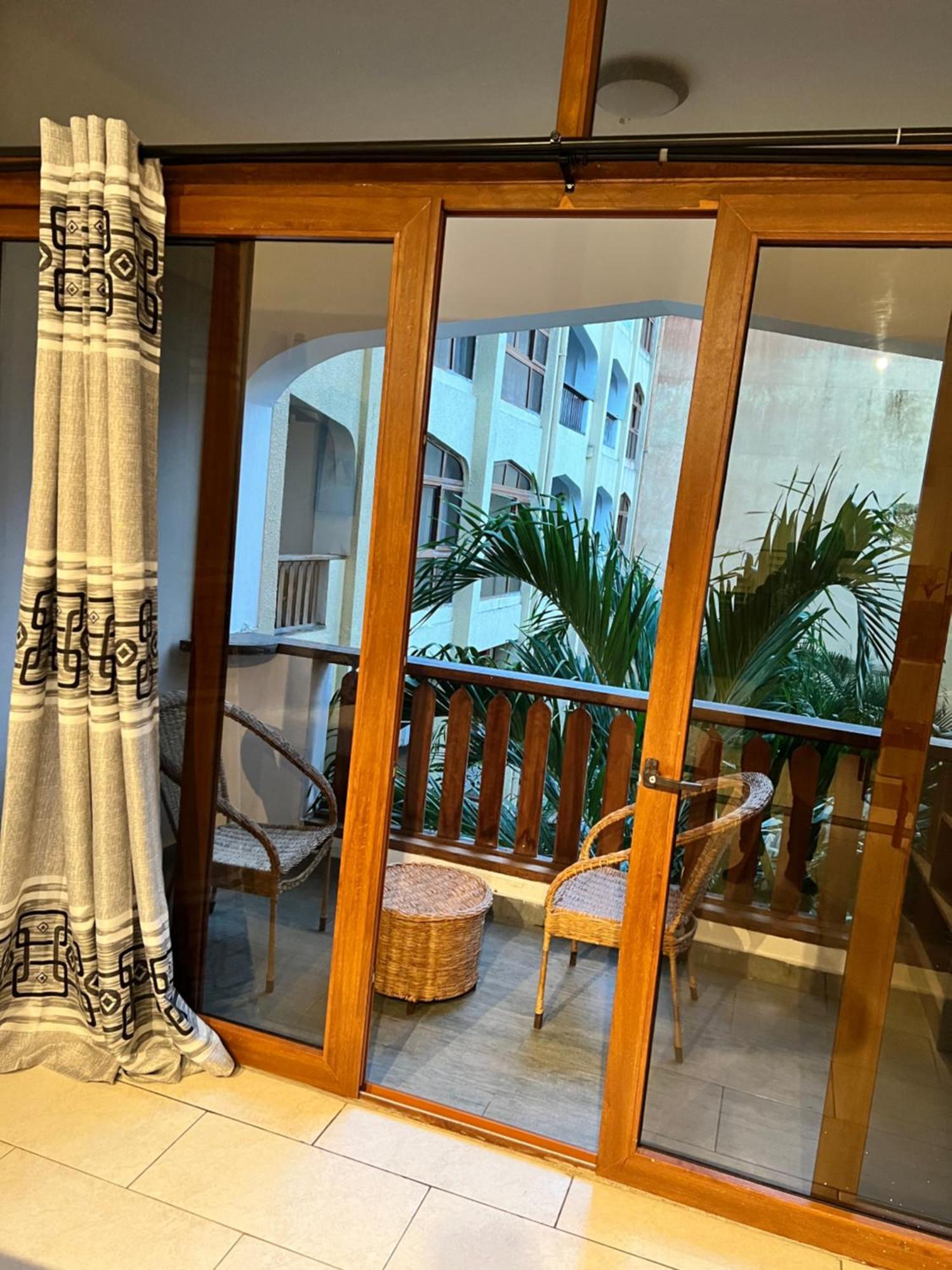 Baharia Blue Apartment Diani Beach